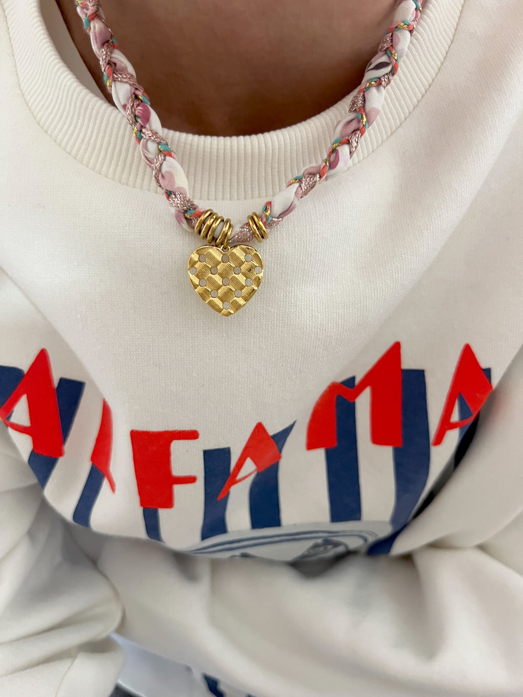 Collier Jolly