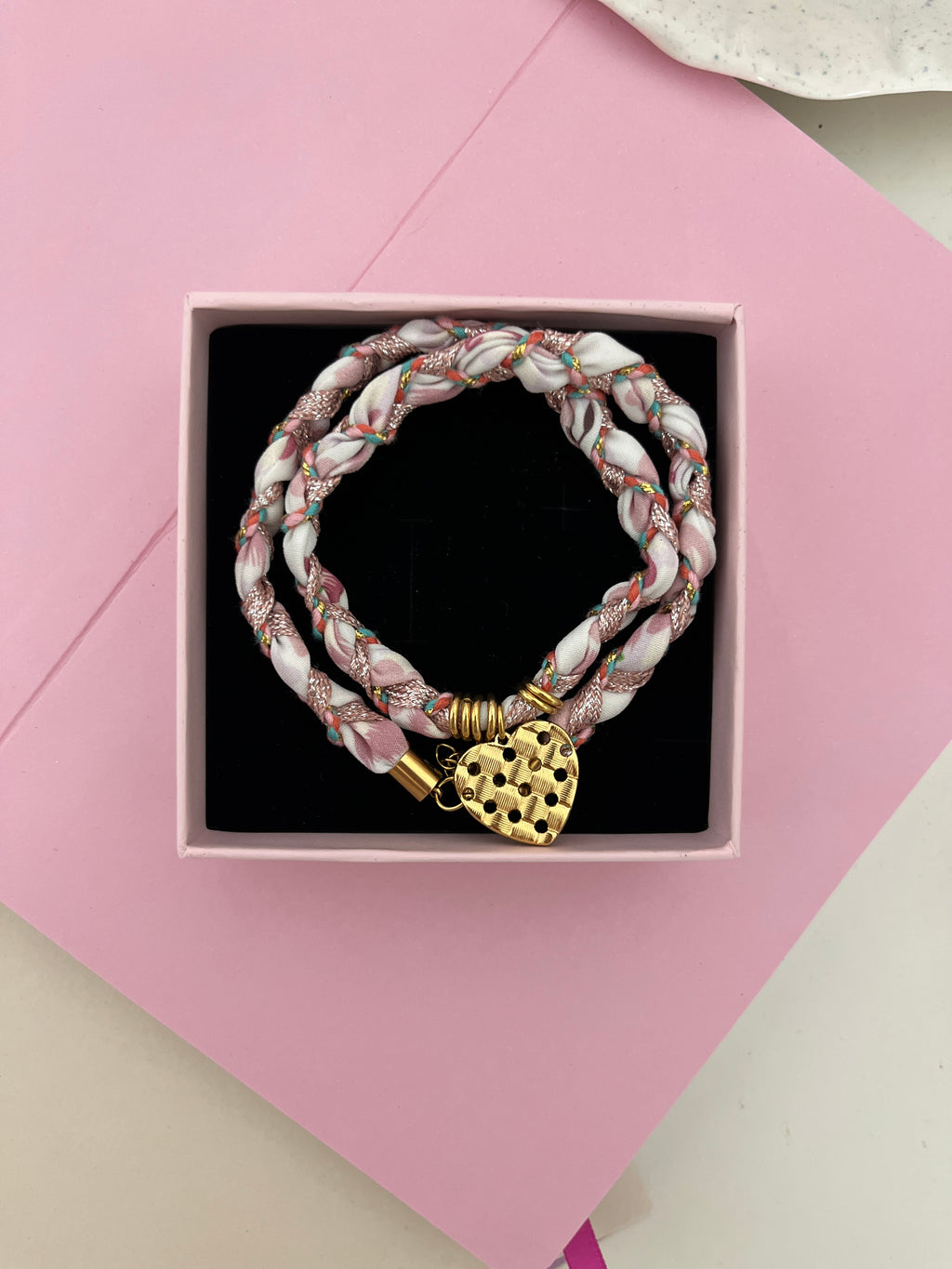 Collier Jolly